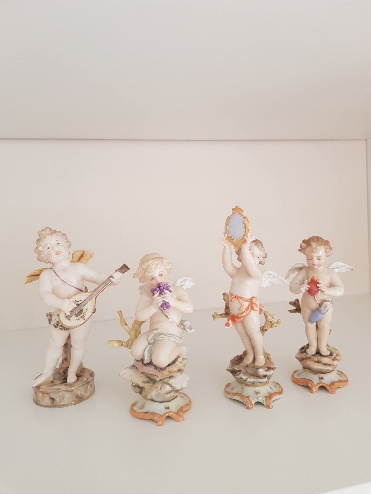 Antiek Porseleinen Beeldjes, Antiek en Kunst, Ophalen of Verzenden