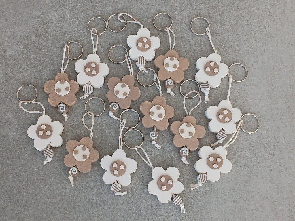 sleutelhangers hout bloemetjes, Kinderen en Baby's, Kraamcadeaus en Geboorteborden, Ophalen of Verzenden, Nieuw