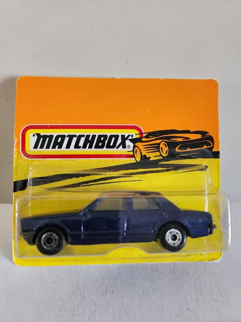 Matchbox Bulgarian Ford Cortina (1979) donkerblauw, Hobby en Vrije tijd, Ophalen of Verzenden