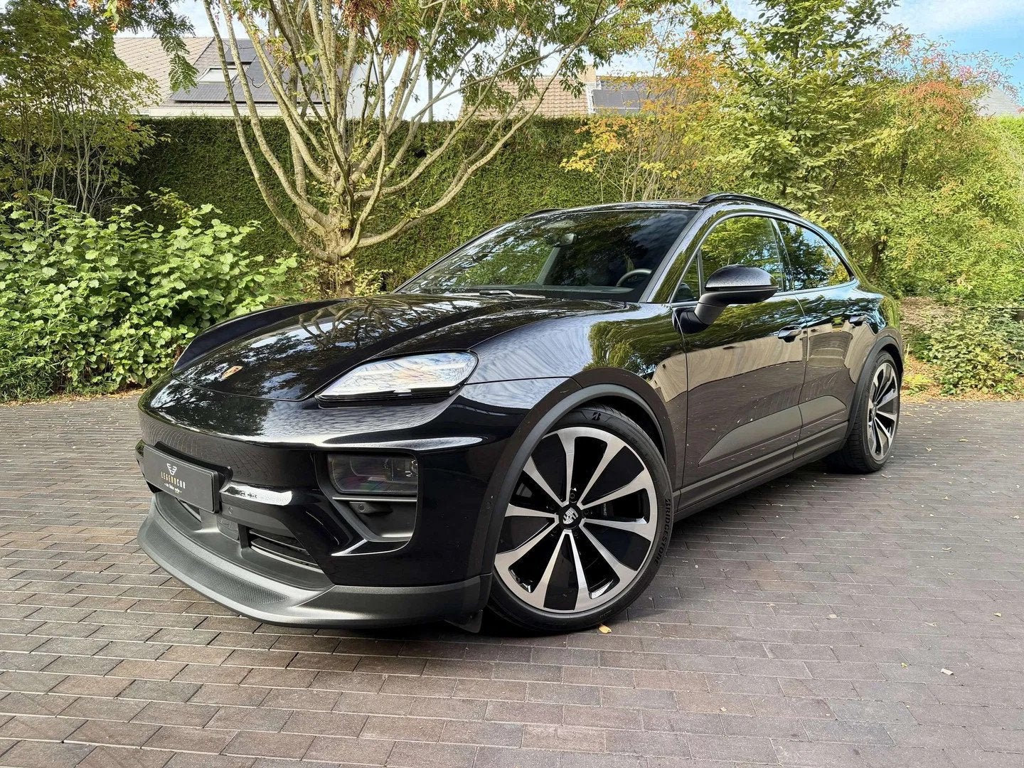 Porsche Macan 4 EV/BOSE/Pano/Sport Chrono/22"/Surround/Innod, Cuir, https://public.car-pass.be/vhr/8b758f15-15a1-43f4-b0d2-e0d99416d722