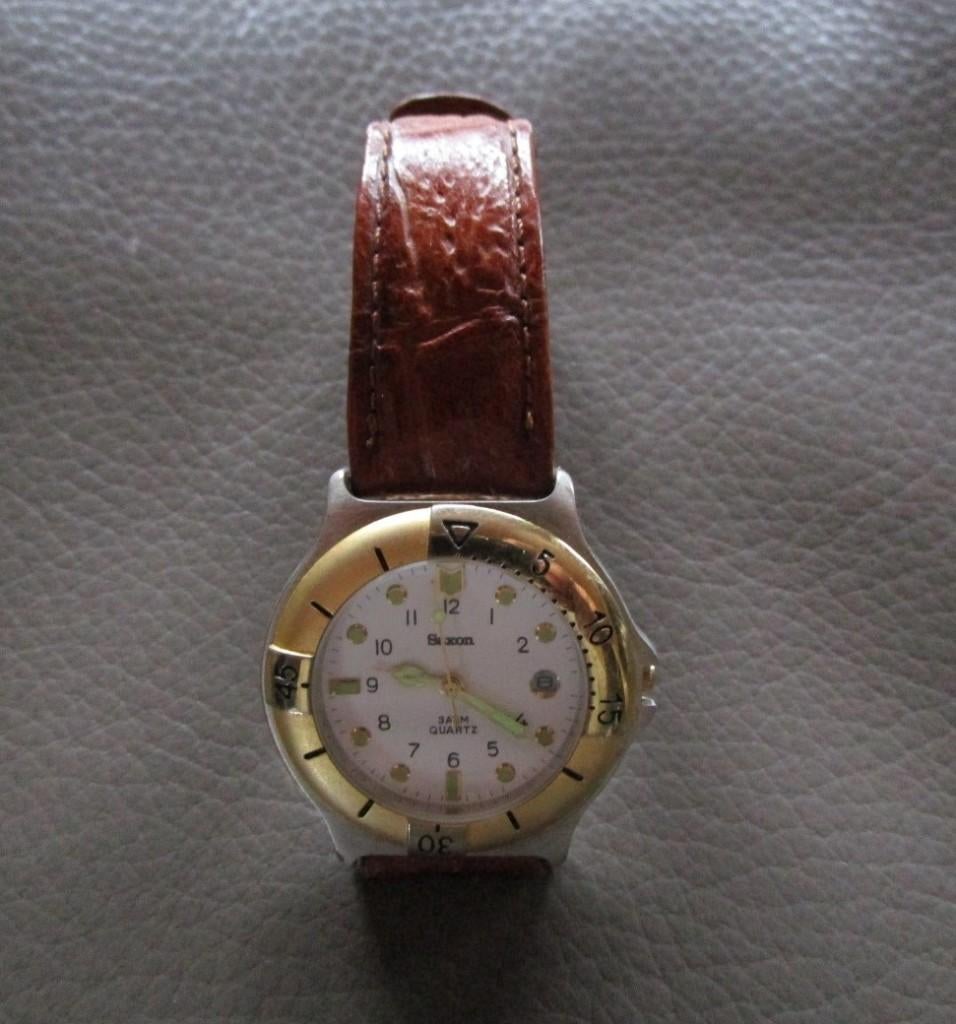 Montre-bracelet pour homme SAXON 3 ATM Quartz - Vintage !, Montre-bracelet, Autres marques, Enlèvement ou Envoi, Cuir