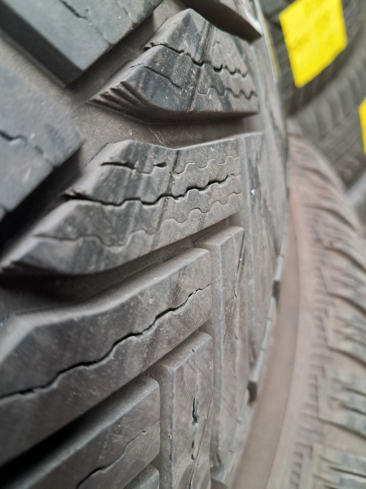 1856515 185/65/15 185/65r15 winter Michelin, Ophalen