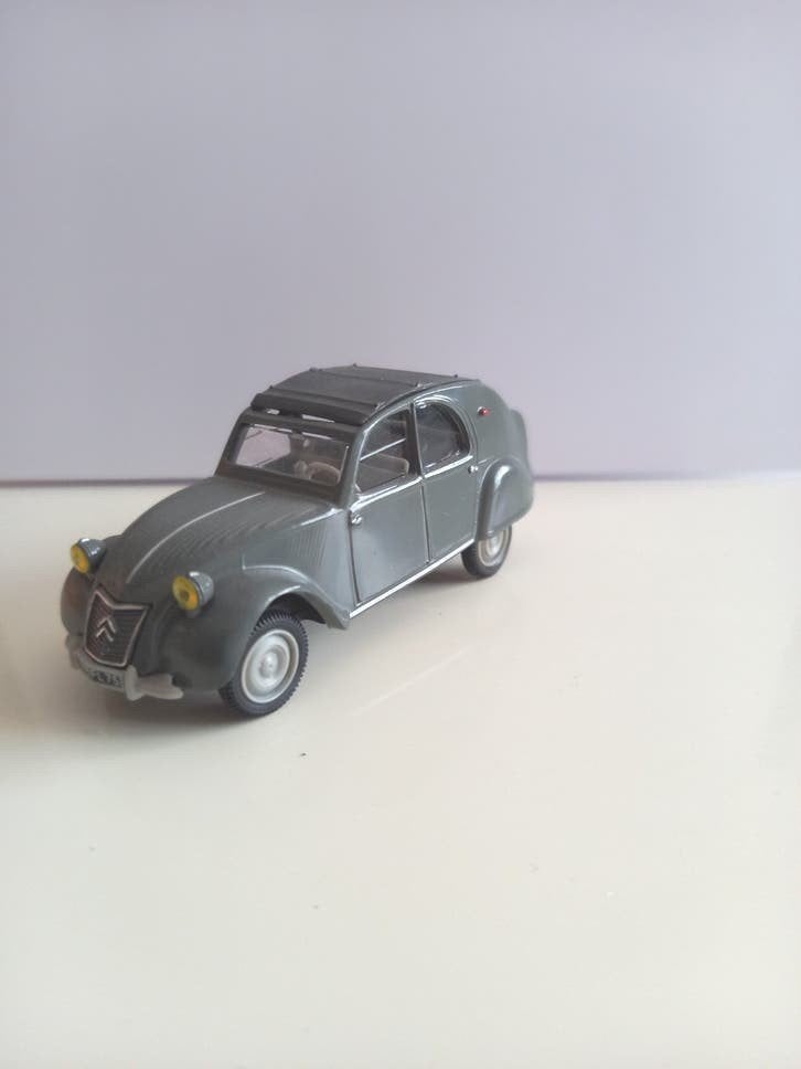 Norev 2 CV, Hobby en Vrije tijd, Modelauto's | 1:24, Ophalen of Verzenden