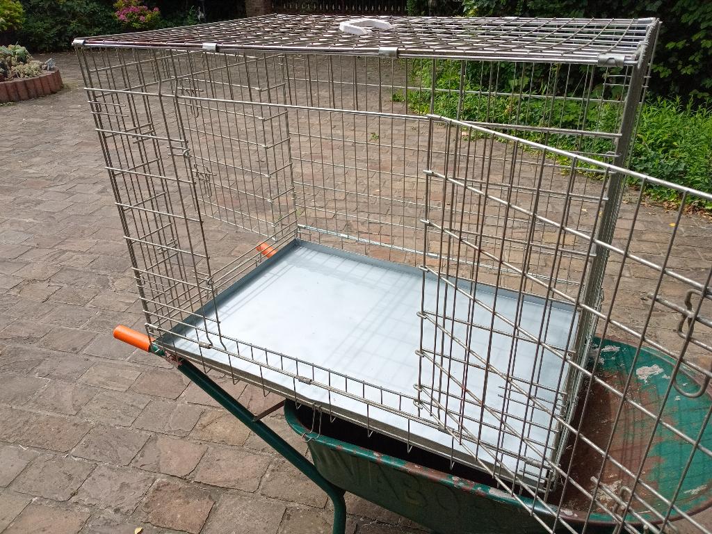 bench voor grote hond, Dieren en Toebehoren, Ophalen, Zo goed als nieuw
