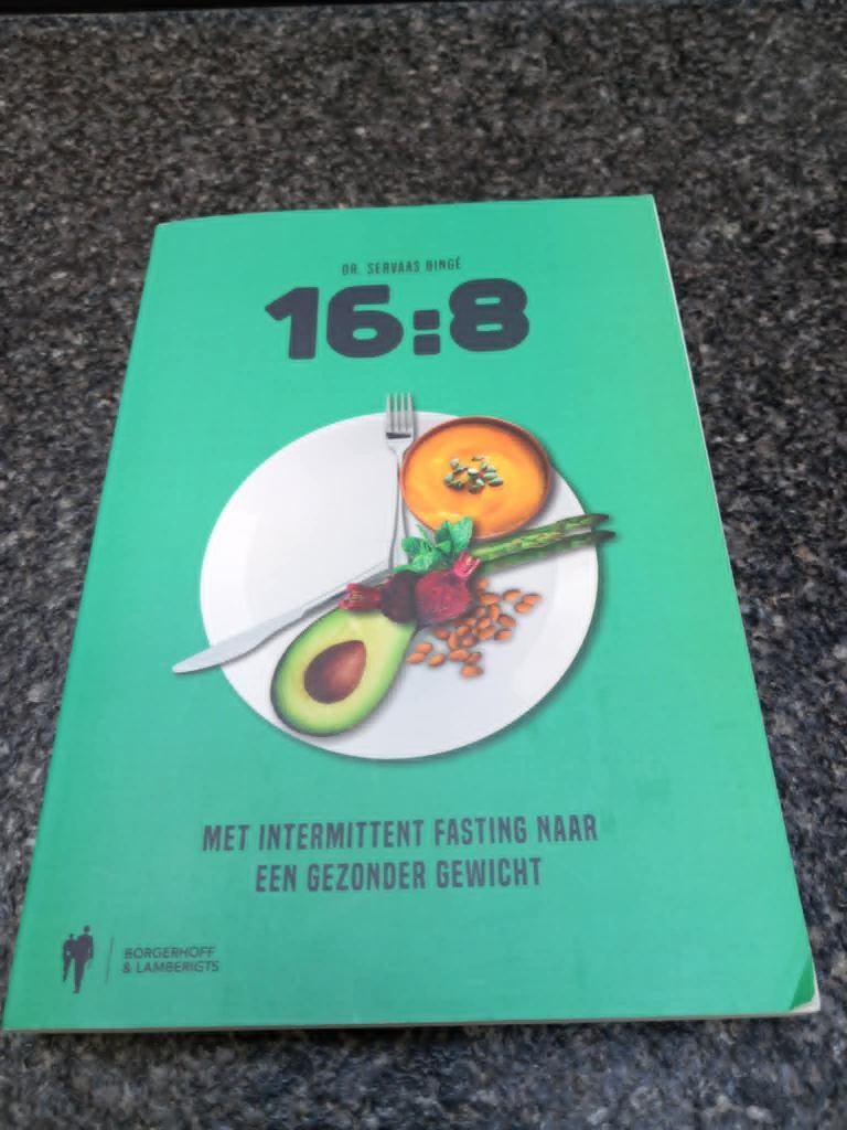 boek 16:8 intermittent fasting, Boeken, Gezondheid, Dieet en Voeding, Ophalen of Verzenden, Zo goed als nieuw, Dieet en Voeding