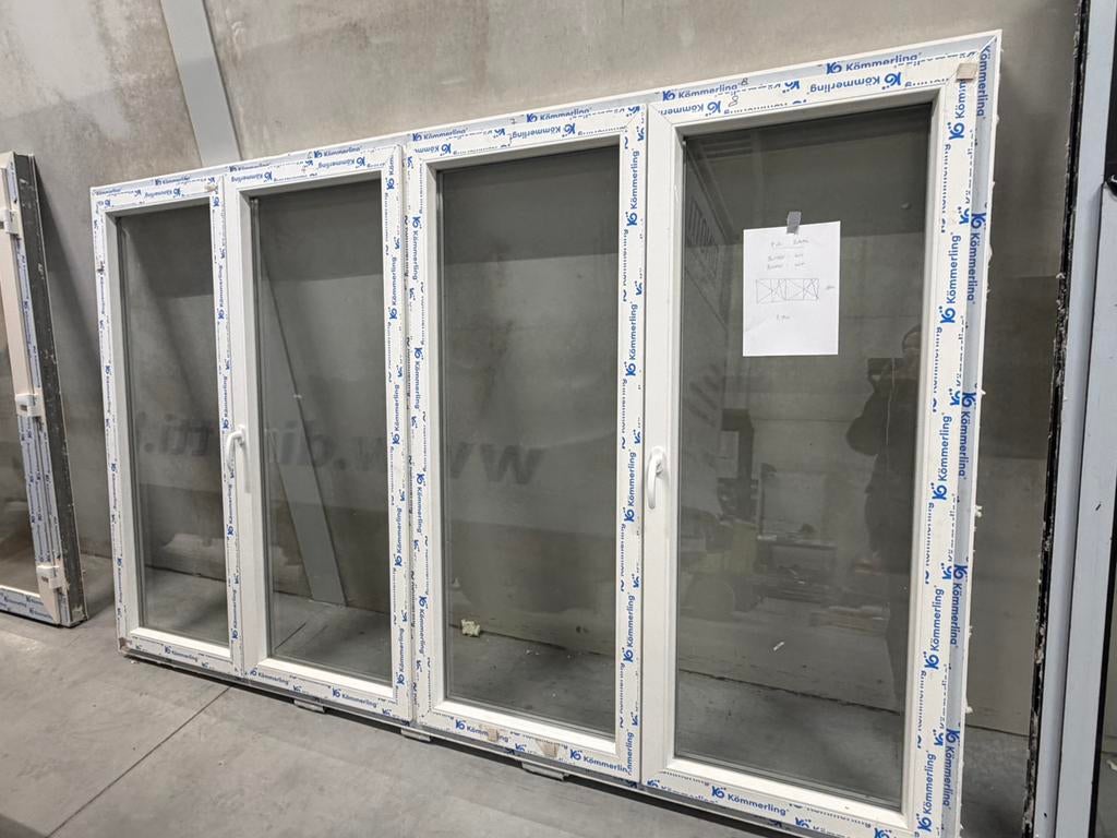 Nieuwe PVC kwaliteitsraam b:292 x h:181 cm Kömmerling, Bricolage & Construction, Châssis & Portes coulissantes, Synthétique, Enlèvement