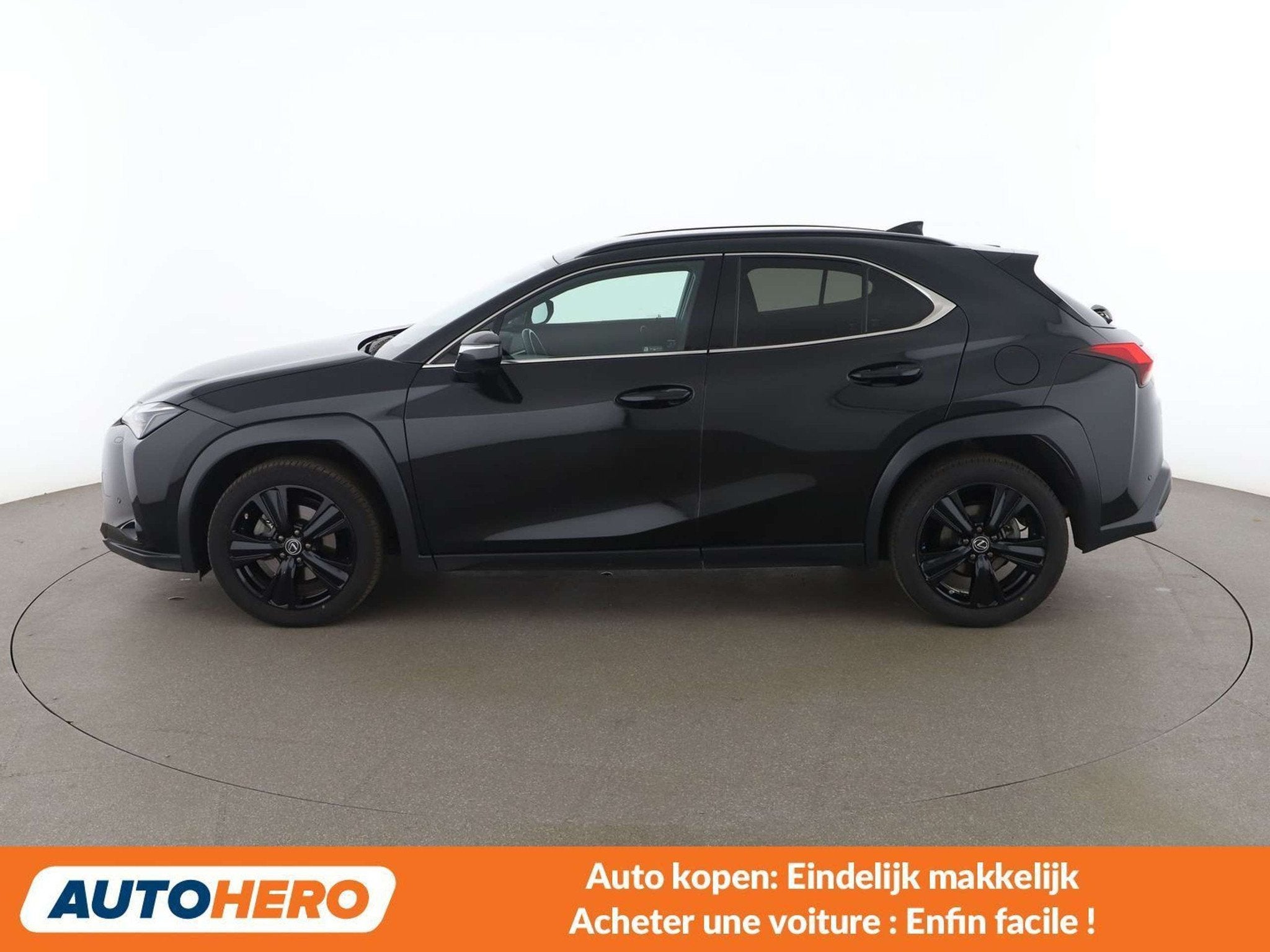 Lexus UX 250H UX 250h (année de construction 2022), Autos, Lexus, Cuir, Achat, Noir, 5 portes