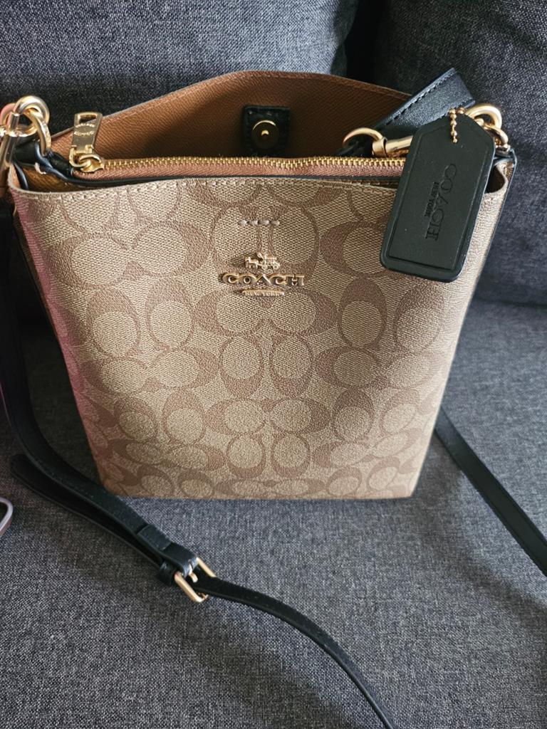 Shoulder bag, Ophalen
