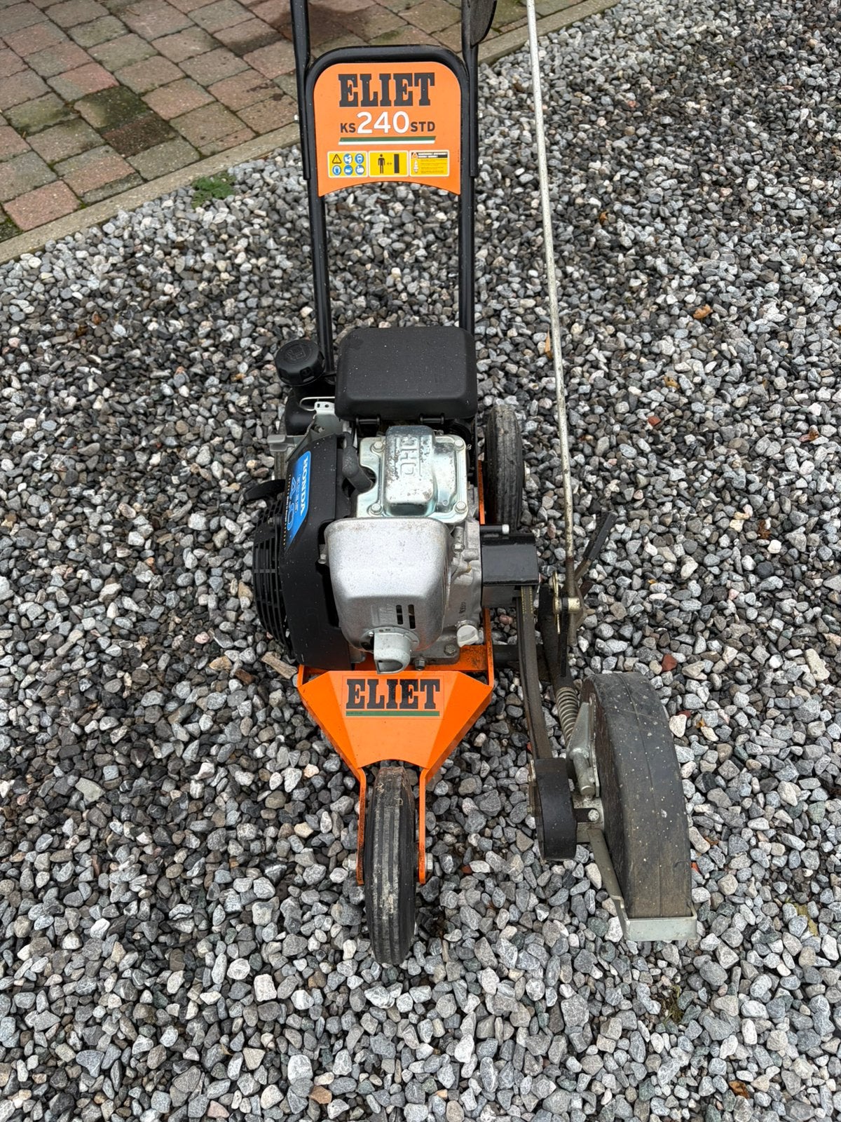 Eliet kantensnijder, Ophalen, Zo goed als nieuw
