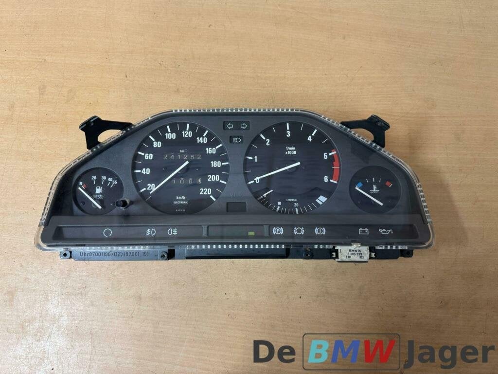 Instrumentenpaneel Diesel BMW 3-serie E30 1386947, Gebruikt, Ophalen of Verzenden, BMW, BMW