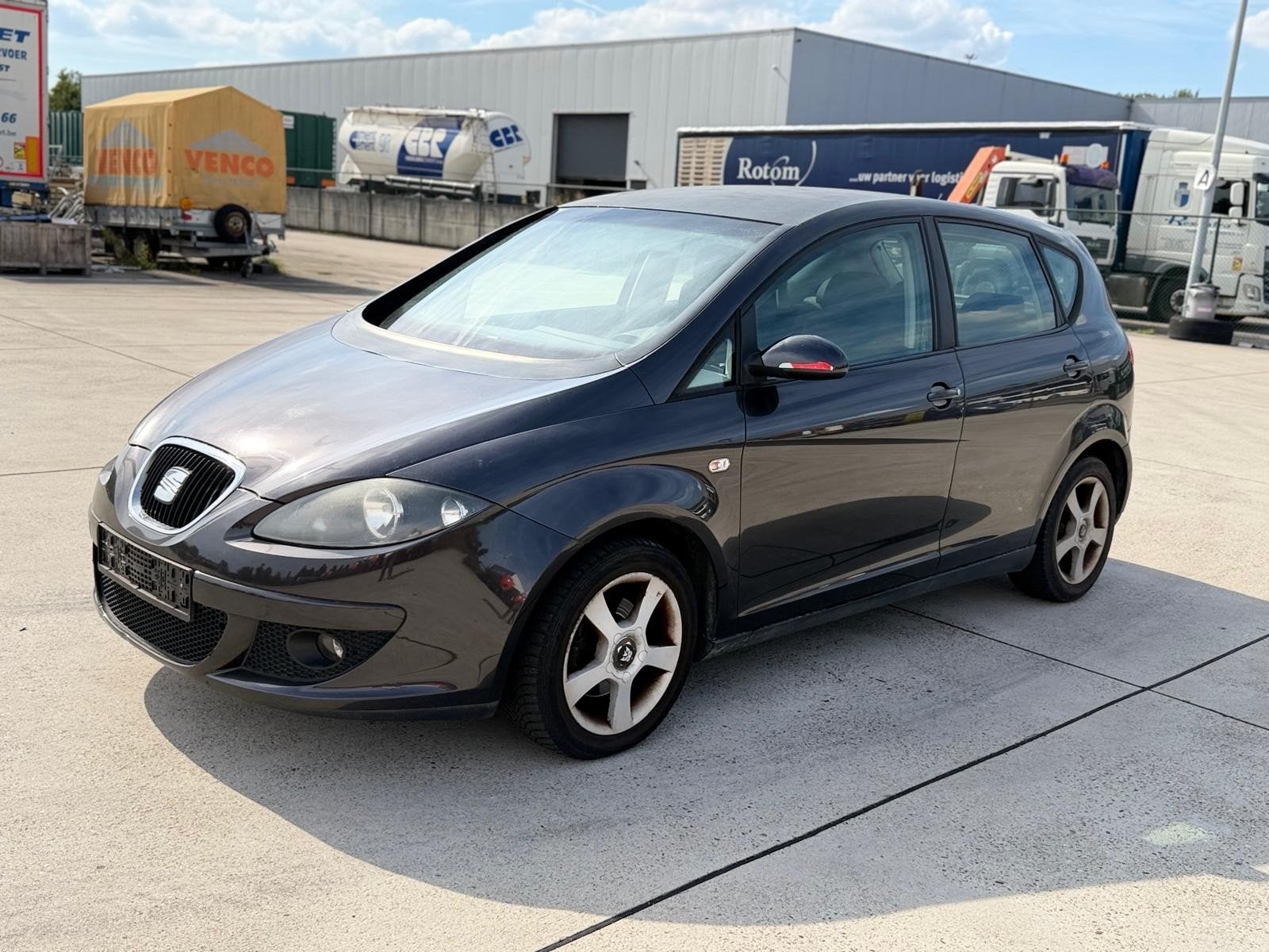 SEAT ALTEA 1.6 BENZINE GEKEURD VOOR VERKOOP, Auto's, Seat, Voorwielaandrijving, Stof, Zwart, 1600 cc