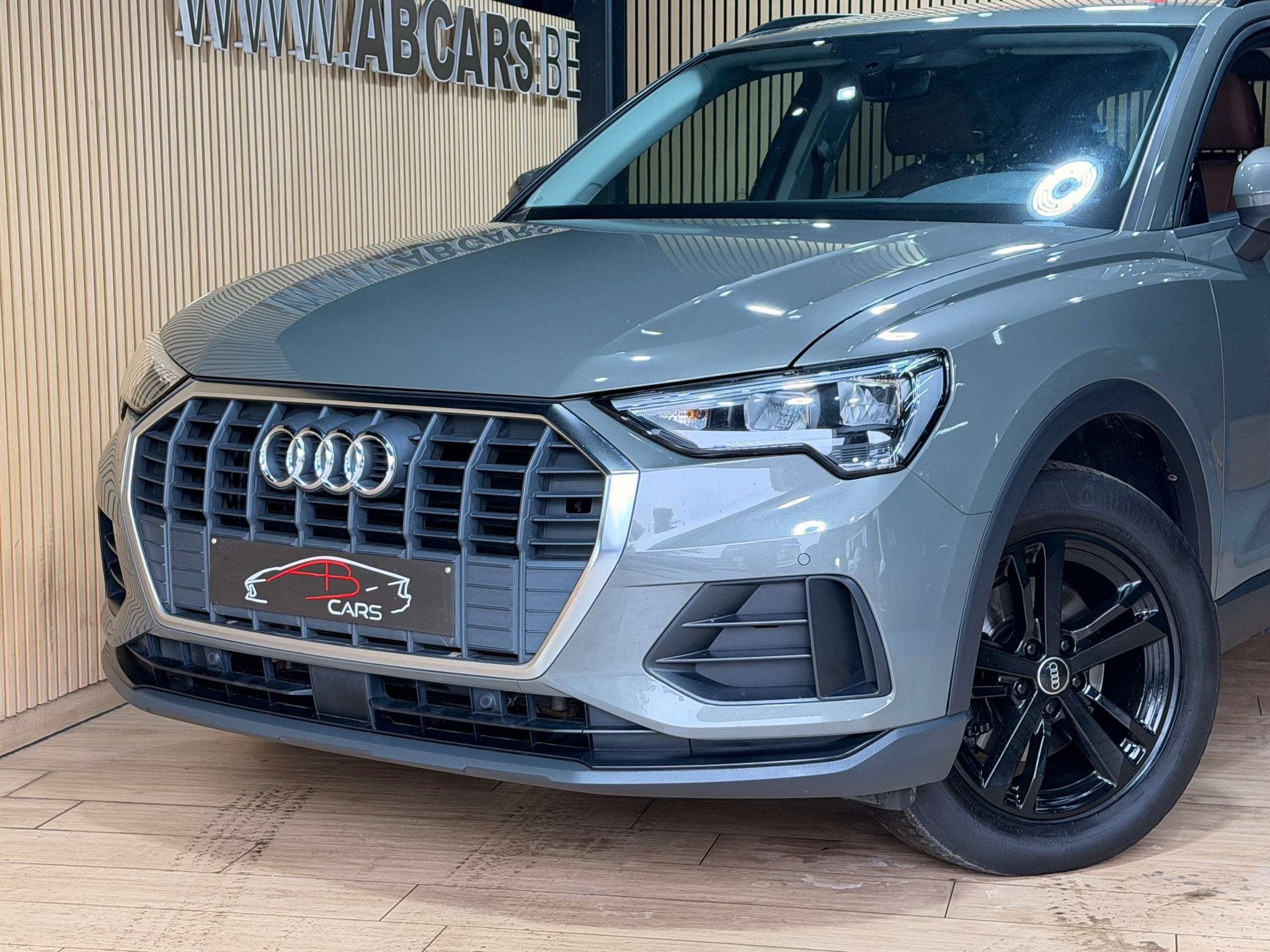 Audi Q3 35 TFSI * S PORT LINE * GARANTIE 12 MOIS * 1ER PROP, Automaat, 4 cilinders, Leder, 5 zetels