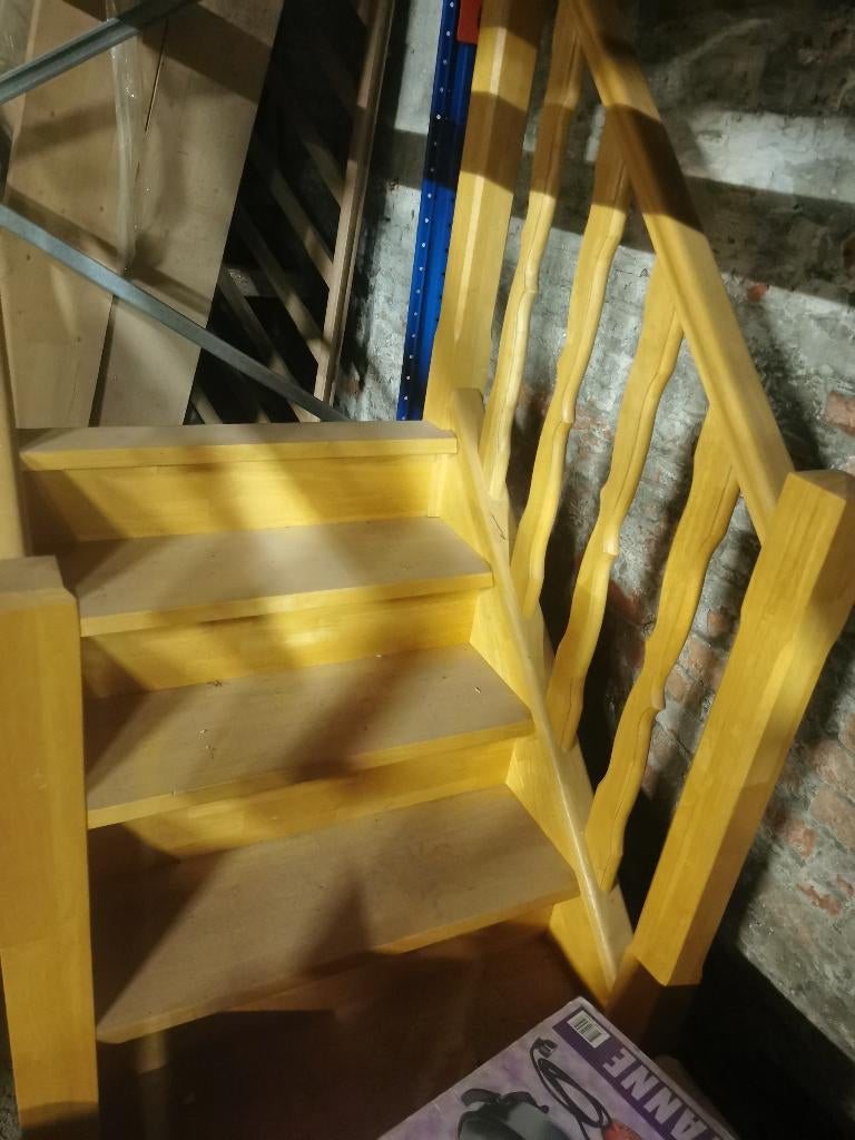 Trappen, Ophalen, Zo goed als nieuw, Trap, Minder dan 2 meter