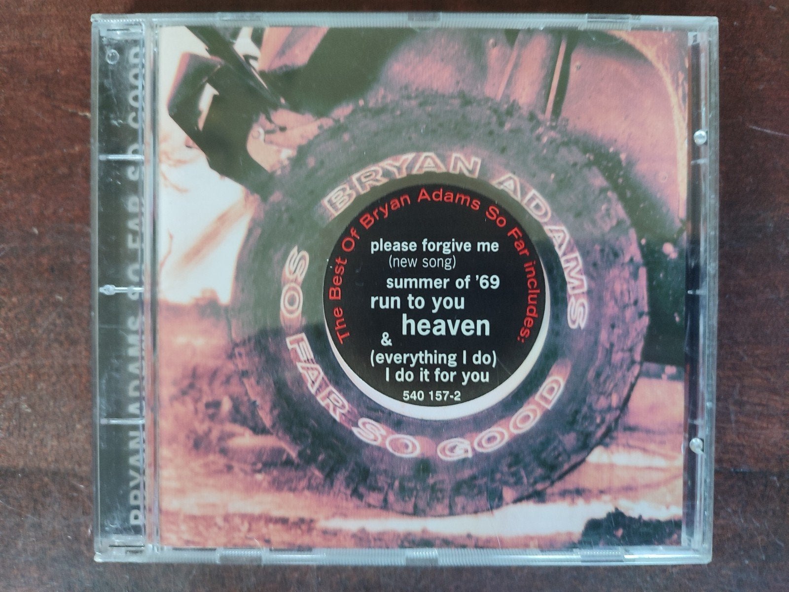 CD : BRYAN ADAMS - SO FAR SO GOOD (BEST OF), Ophalen of Verzenden