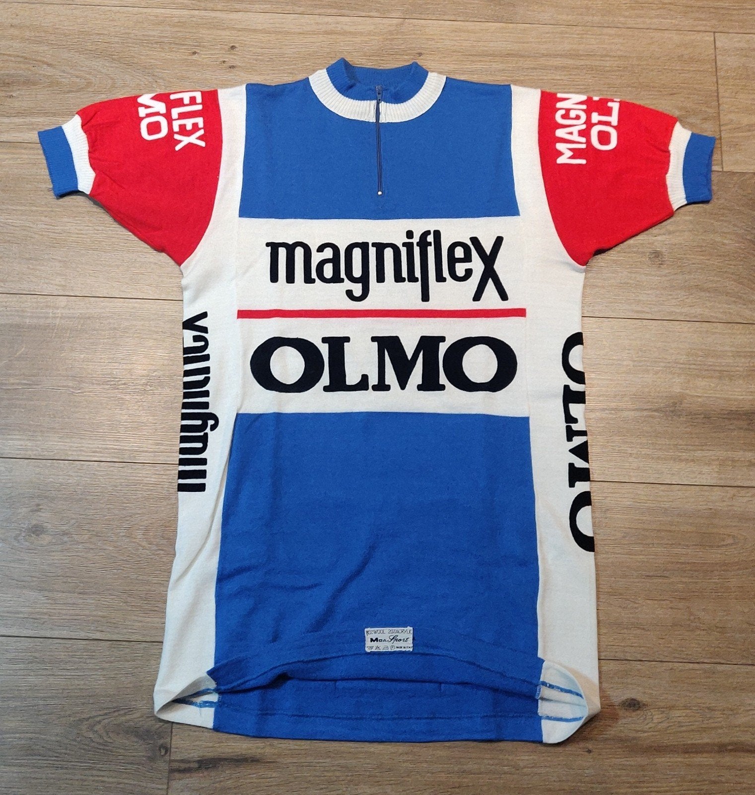 Maillot de vélo Magniflex Olmo, Sports & Fitness, Cyclisme, Comme neuf, Vêtements, Enlèvement ou Envoi
