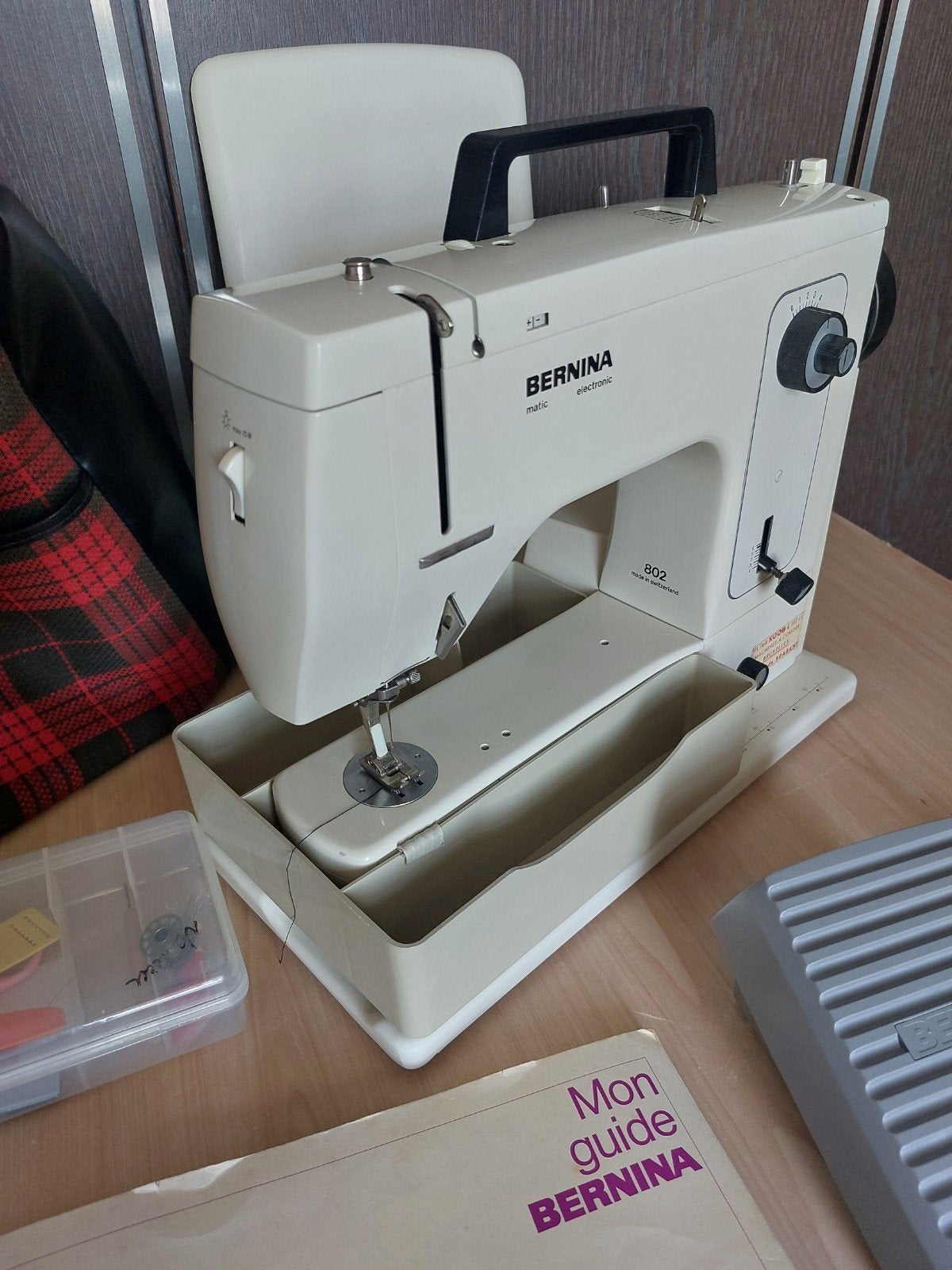 machine à coudre BERNINA, Hobby & Loisirs créatifs, Machines à coudre & Accessoires, Enlèvement, Machine à coudre, Bernina