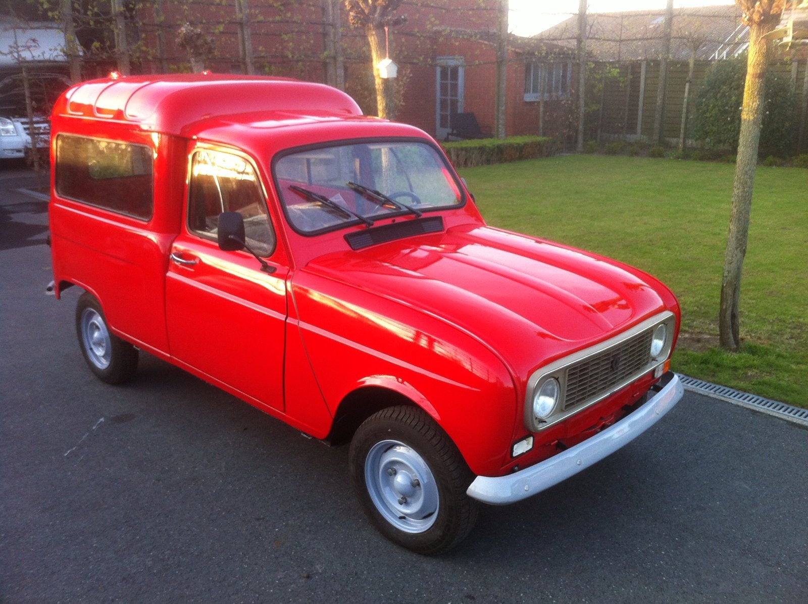 GEZOCHT Renault R4 F4, Auto's, Particulier, Te koop