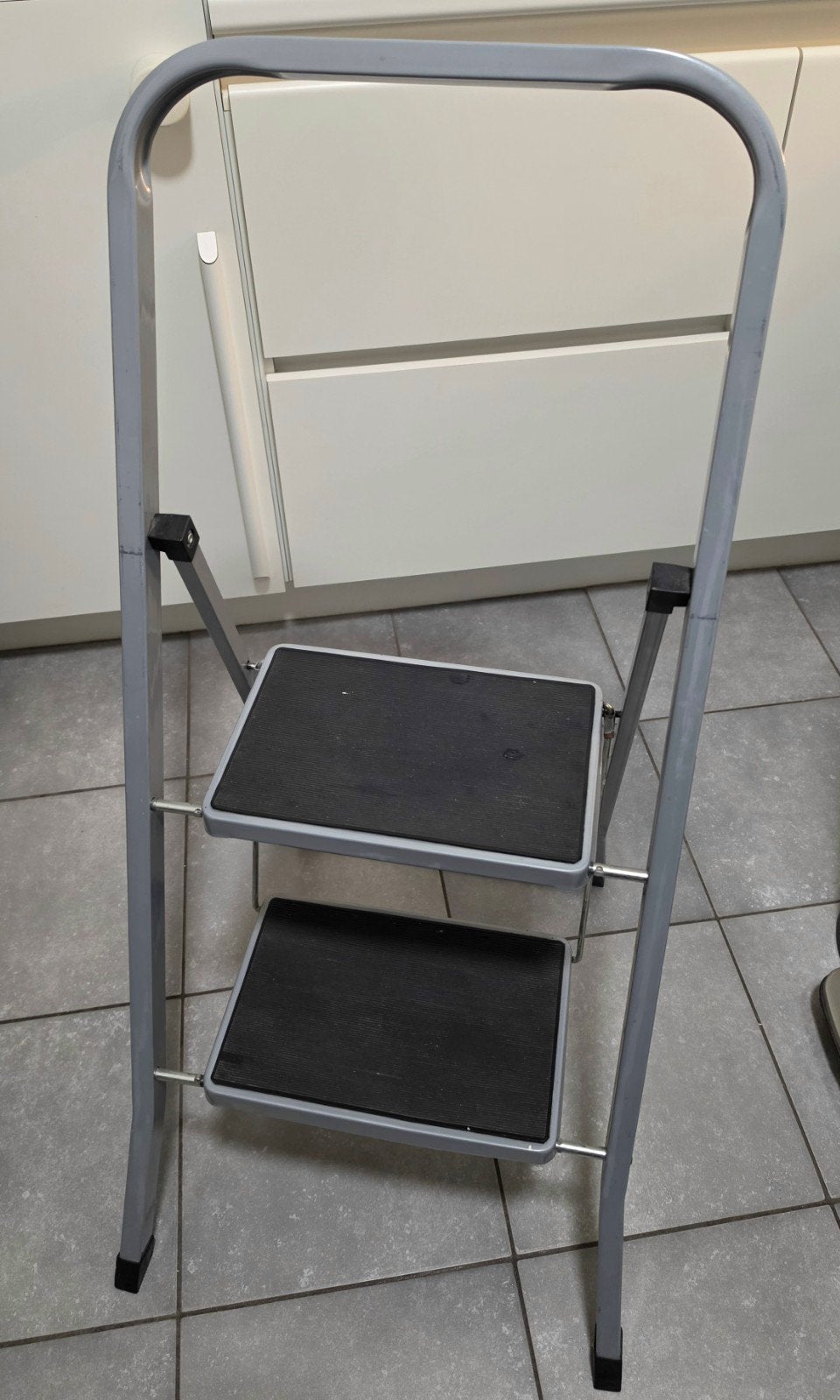 2 treden trap ladder trapje, Doe-het-zelf en Bouw, Ophalen, Gebruikt, Ladder, Opvouwbaar of Inschuifbaar
