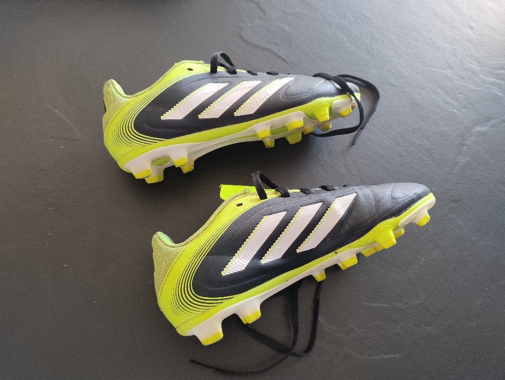 Chaussure de foot Adidas, Enlèvement, Utilisé, Chaussures