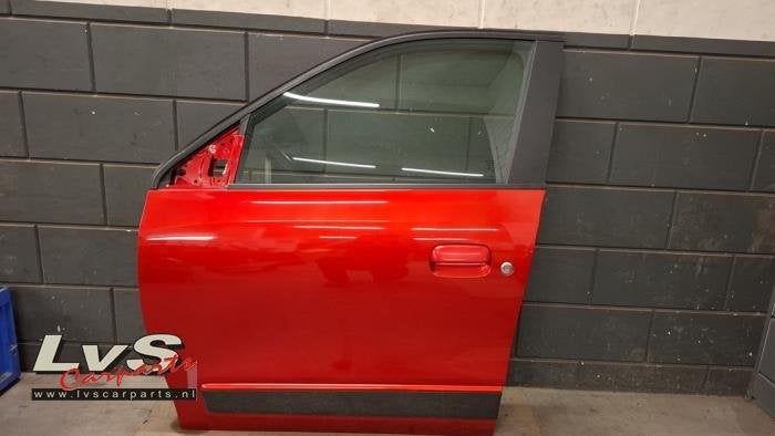 Portière 4portes avant gauche d'un Renault Twingo (TENNP), Renault, -, 3 mois de garantie, Utilisé