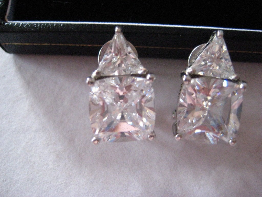 Oorbellen in zilver, Handtassen en Accessoires, Met kristal, Nieuw, Ophalen of Verzenden, Zilver