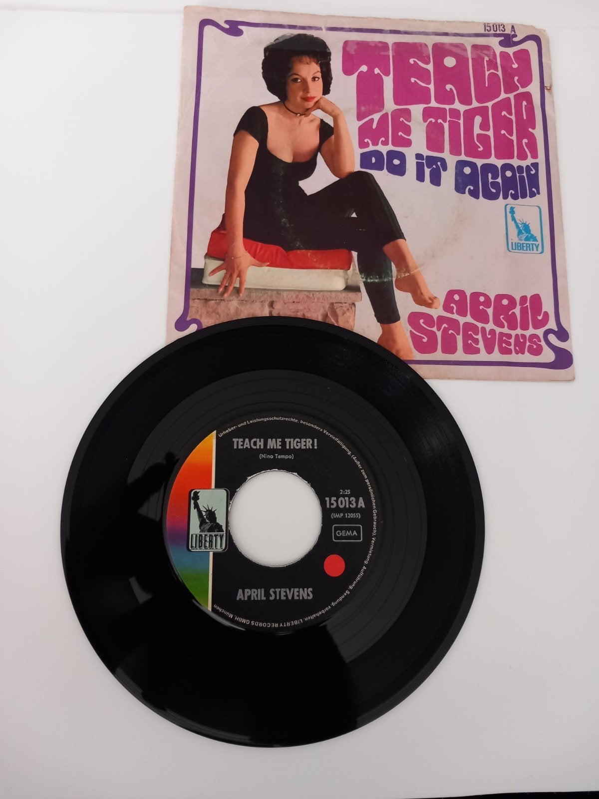 APRIL STEVENS. TEACH ME TIGER. 60S OLDIES 45T