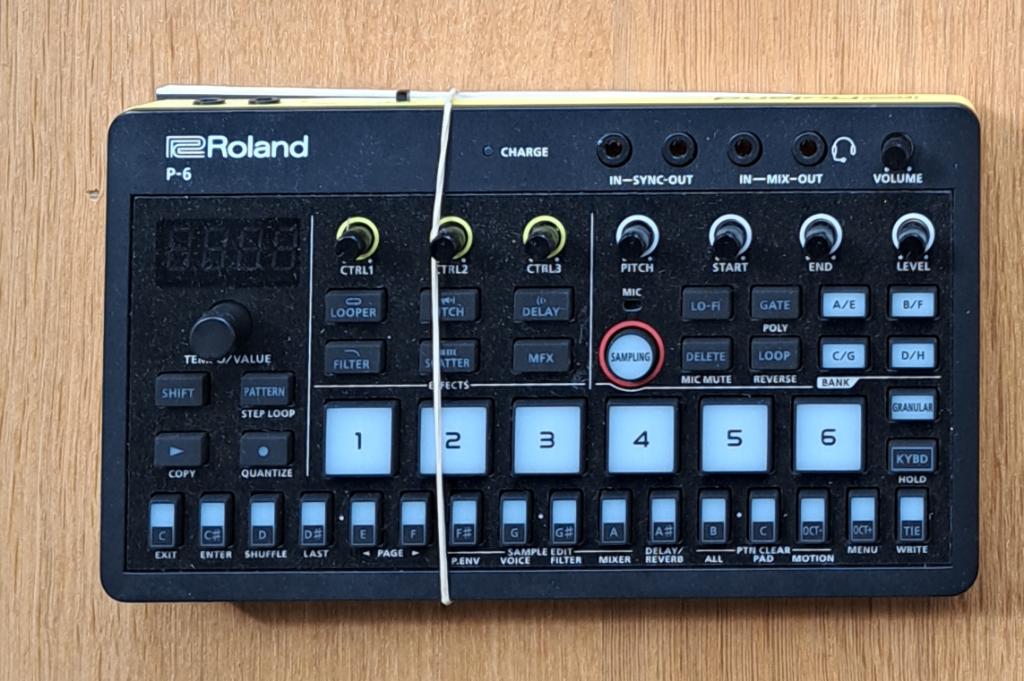 2 Machines à Rythmes ROLAND: P-6; T-8,, Ophalen of Verzenden, Zo goed als nieuw