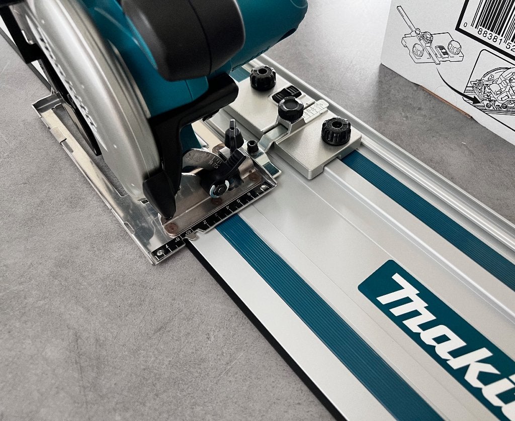 MAKITA 18V ACCU INVALZAAG +GELEIDER +ADAPTER LXT CIRKELZAAG, Doe-het-zelf en Bouw, Gereedschap | Zaagmachines, Decoupeerzaag, Nieuw