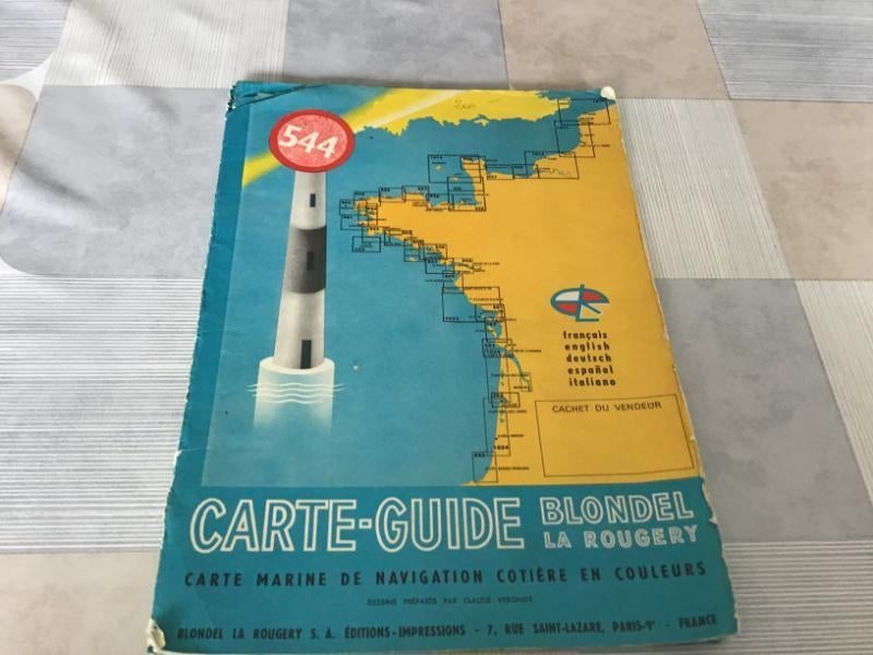 CARTE GUIDE DE NAVIGATION CÔTIÈRE EN COULEURS TAILLÉE, Collections, Enlèvement ou Envoi, Utilisé, Bateau à moteur, Carte, Photo ou Gravure