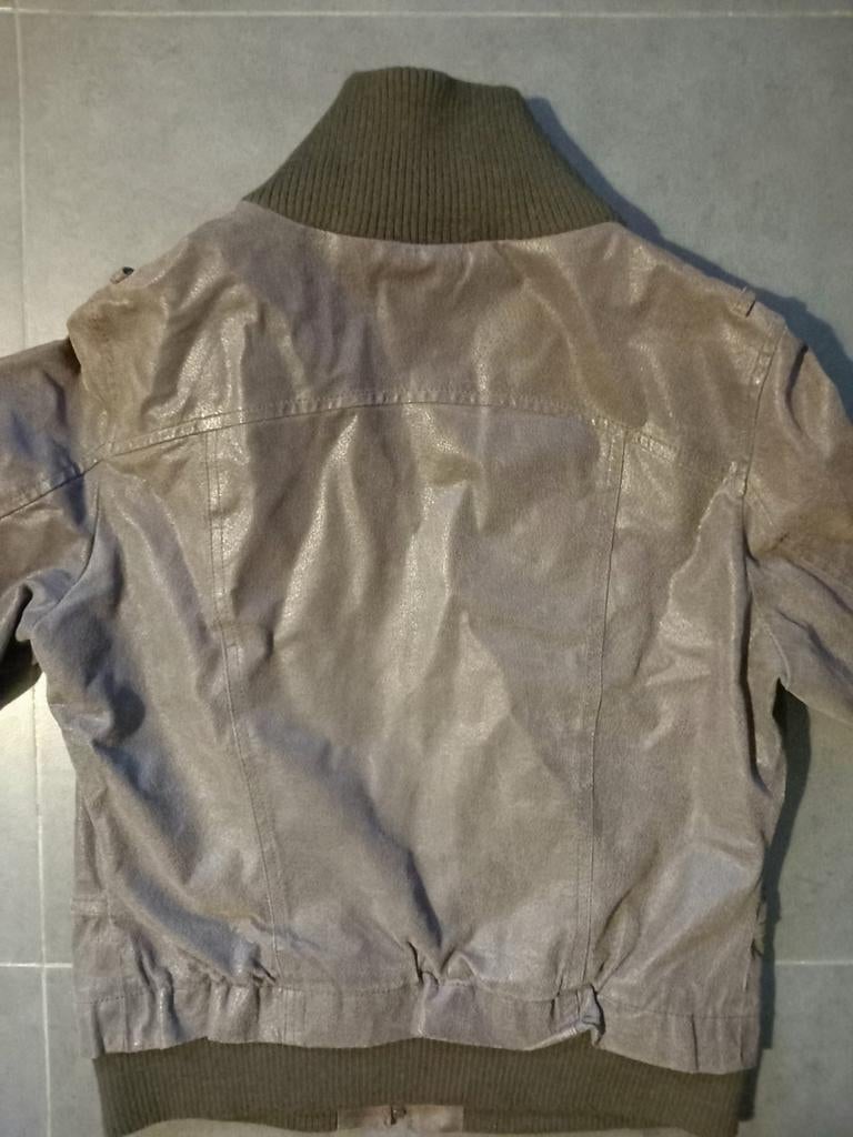 veste country 🎀 en cuir pour femme  - taille M -> 8€, Enlèvement, Seconde main, Femmes, Manteau | cuir