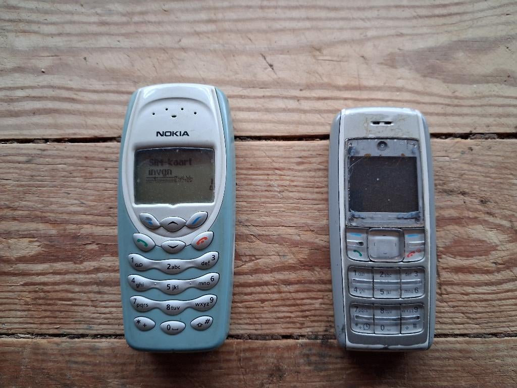 Gsm nokia 2 stuks, Enlèvement ou Envoi, Utilisé, Classique ou Candybar