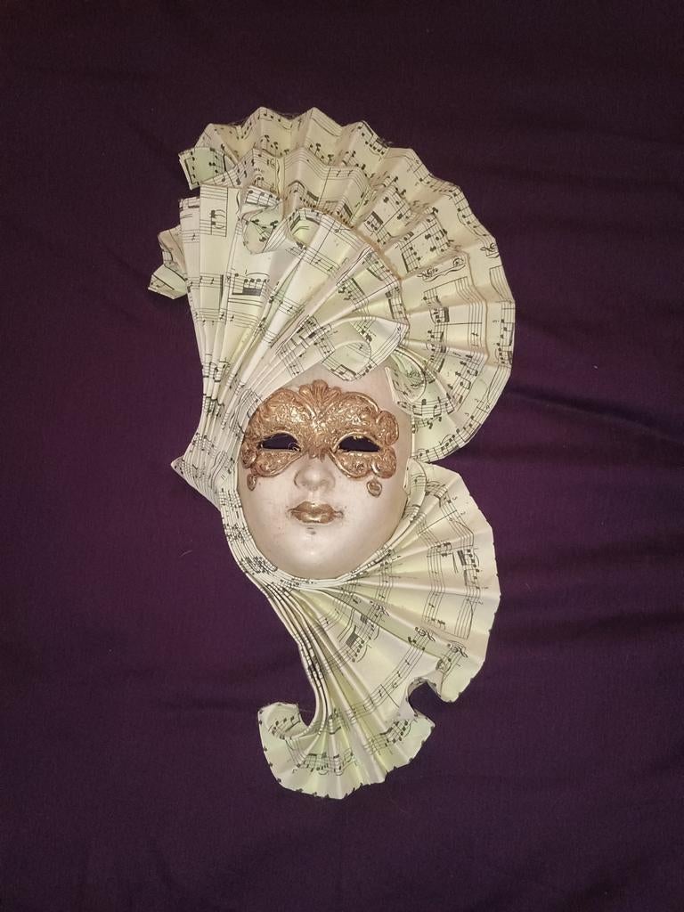 Masque vénitien, Enlèvement ou Envoi, Comme neuf