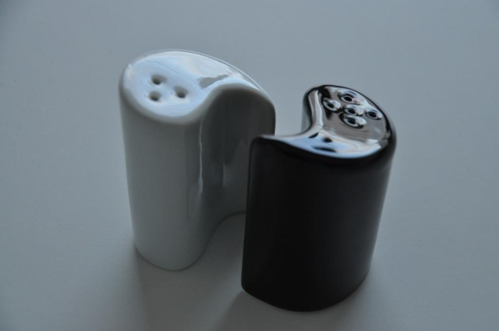 Peper en zout yin-yang, Maison & Meubles, Enlèvement, Comme neuf