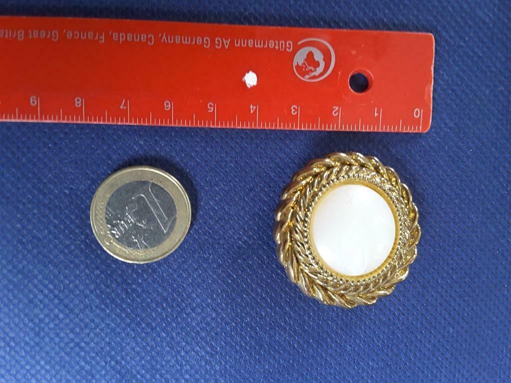 boutons 37 mm perle blanche cerclé doré B3701Q, Enlèvement ou Envoi, Neuf
