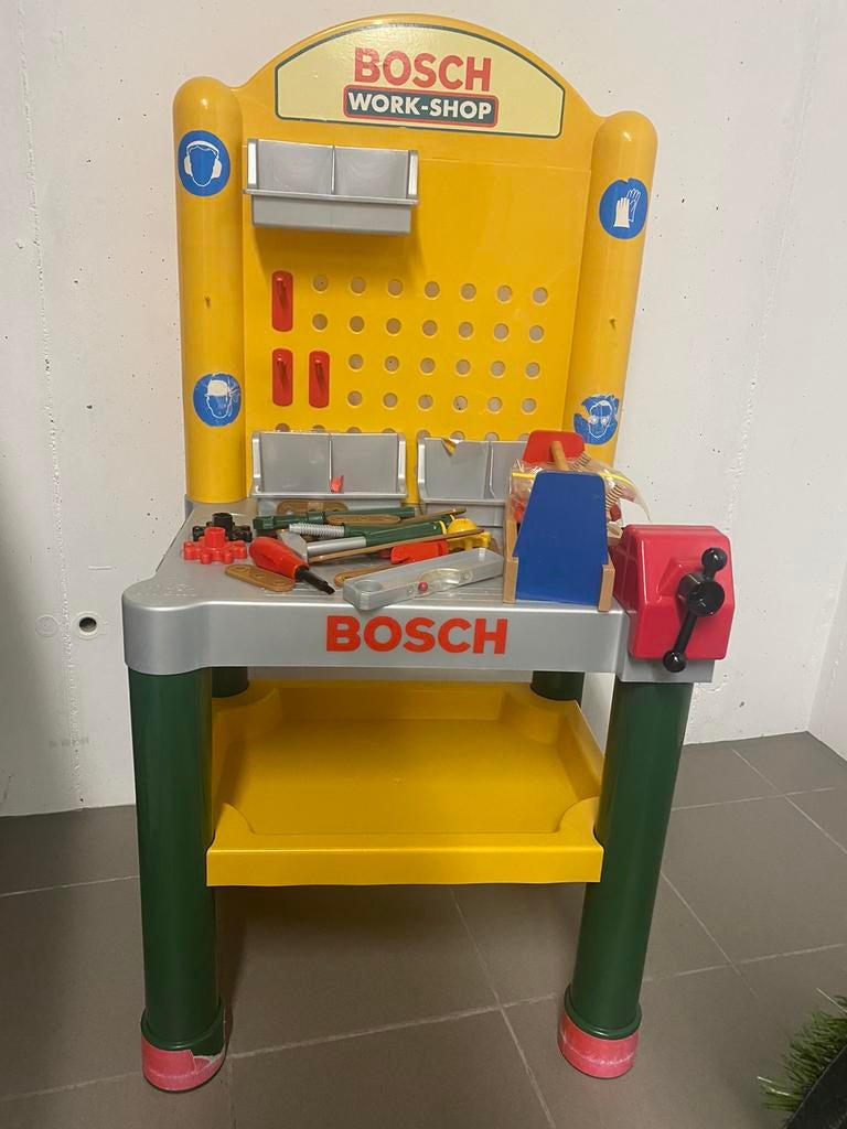 Werkbankje met materiaal, Ophalen, Gebruikt
