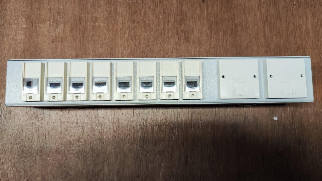 Niko minipatch 10 RJ-45 poorten, Enlèvement ou Envoi, Utilisé