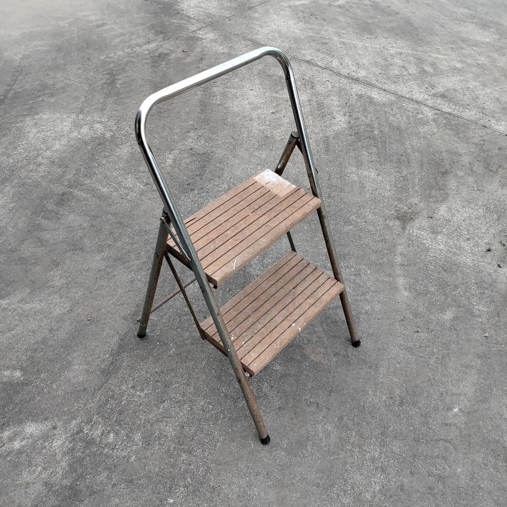 trapje (retro), Doe-het-zelf en Bouw, Ladders en Trappen, Ophalen, Zo goed als nieuw, Ladder, Opvouwbaar of Inschuifbaar