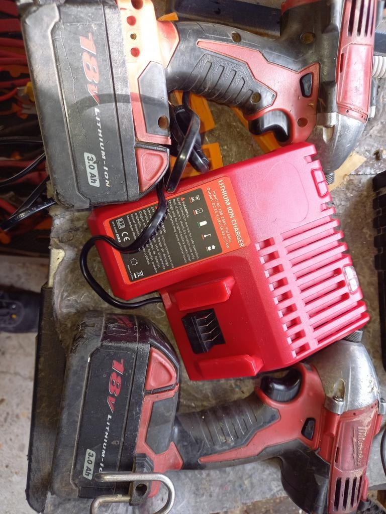 Milwaukee slagschroefmachine, Doe-het-zelf en Bouw, Ophalen