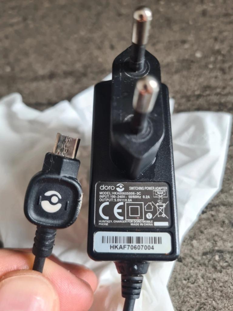 Adapt Doro Model HKA00606006-3C, 5V-0,6A, Enlèvement ou Envoi, Comme neuf