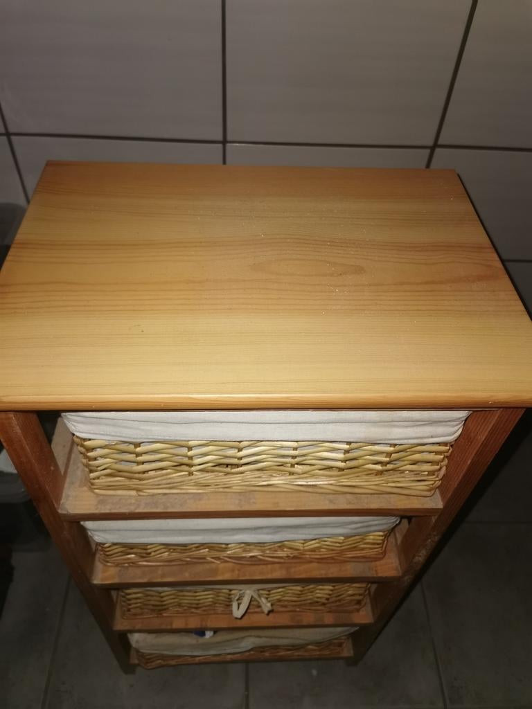 kast kastje, Ophalen