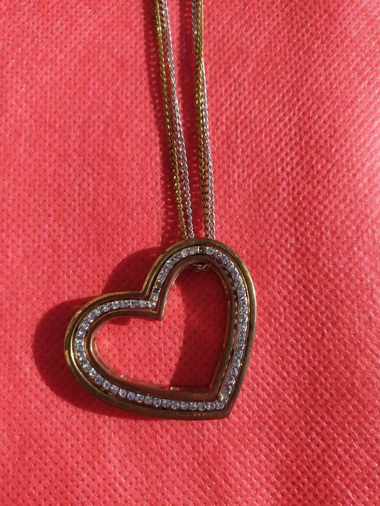 Collier pendentif coeur et brillants, Bijoux, Sacs & Beauté, Colliers, Gris, Enlèvement ou Envoi, Avec pendentif, Utilisé