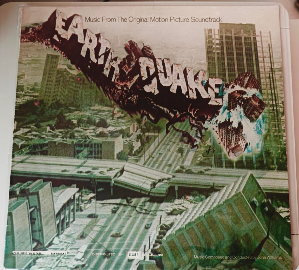 John Williams - Earthquake Soundtrack LP (1974). Near mint, Enlèvement