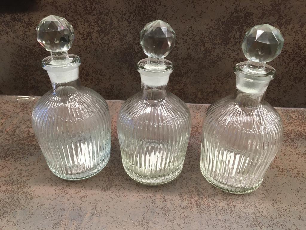 3 decoratieve flesjes met glazen stop - NIEUW, Antiek en Kunst, Ophalen