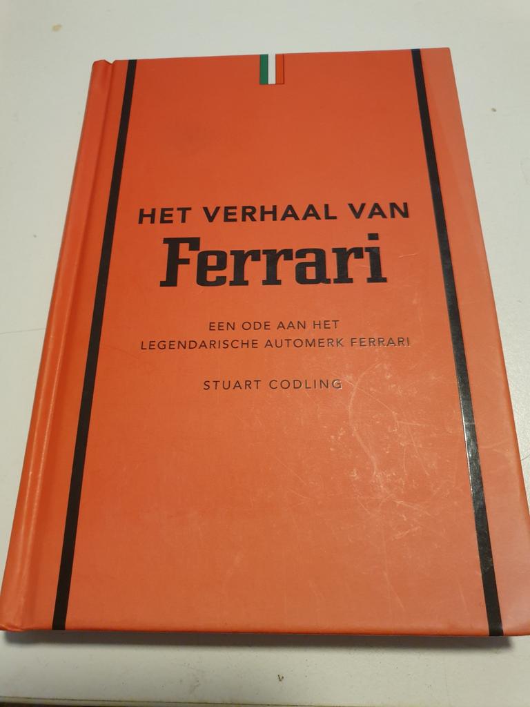 Stuart Codling - Het verhaal van Ferrari, Livres, Autos | Livres, Enlèvement ou Envoi, Ferrari, Stuart Codling