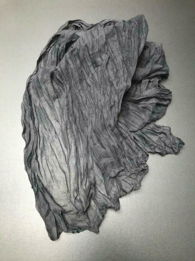 Foulard gris neuf, Sans marque, Enlèvement ou Envoi, Neuf, Écharpe
