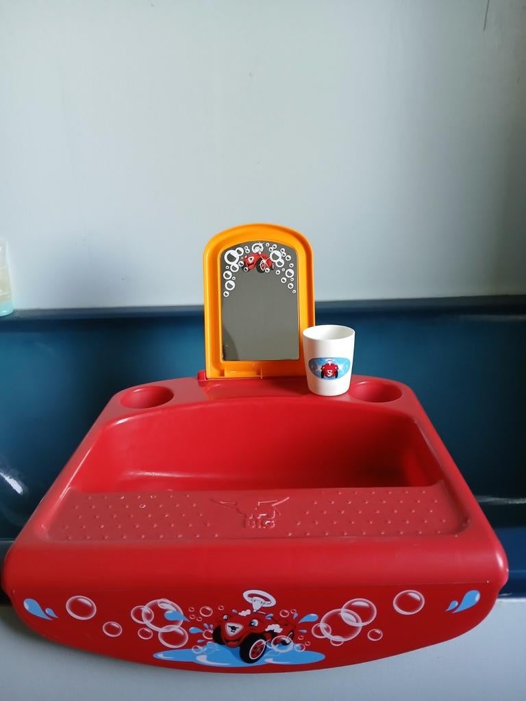 Wastafel voor peuter, Ophalen, Zo goed als nieuw