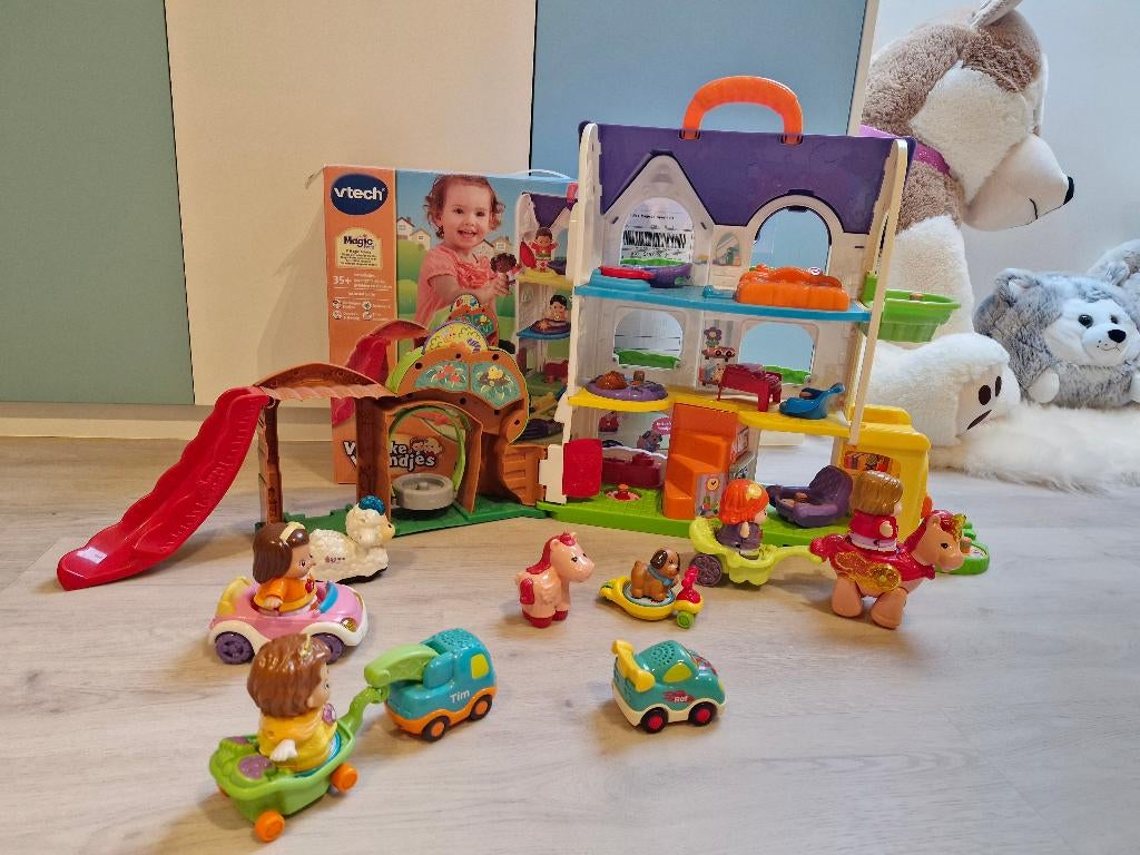 Playhouse magique Vtech avec figurines supplémentaires, Enlèvement, Utilisé, 2 à 4 ans