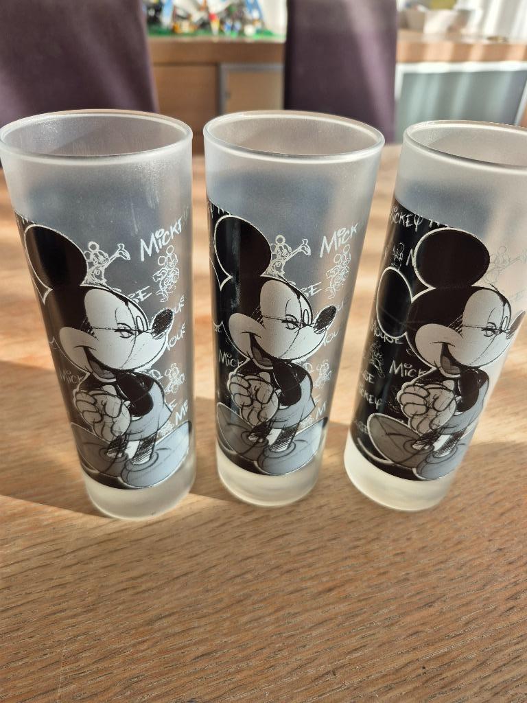 3 Disneyland Resort glazen, Ophalen of Verzenden, Mickey Mouse, Zo goed als nieuw, Servies