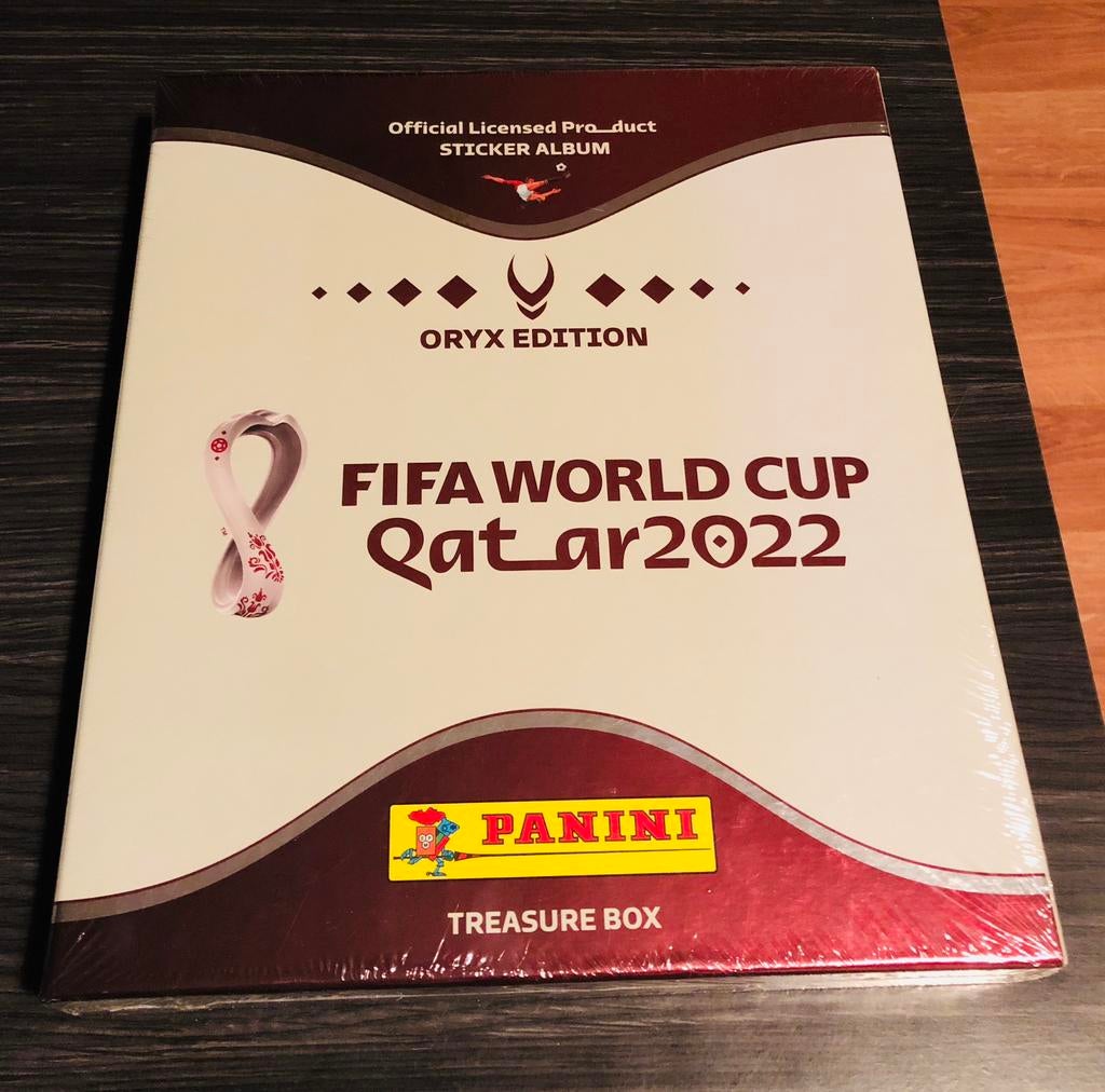 verzegelde doos Oryx WC Qatar 2022 Panini, Verzamelen, Verzenden, Nieuw, Sport