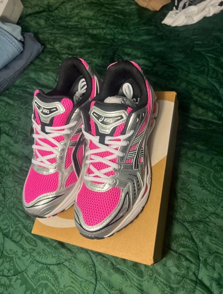 Asics Kayano roses authentic, Sports & Fitness, Course, Jogging & Athlétisme, Neuf, Course à pied, Enlèvement ou Envoi, Chaussures de course à pied